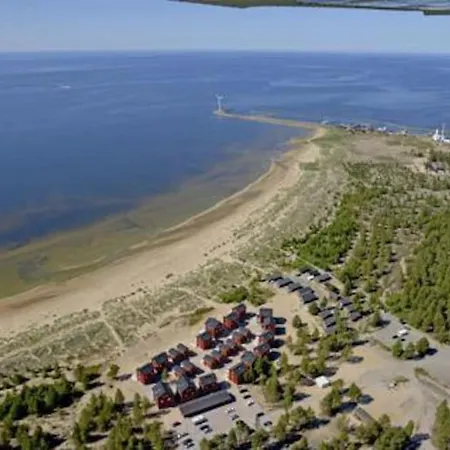 Marjaniemi - Rantasumppu 2 With Sauna & Air Conditioning 샬레 *